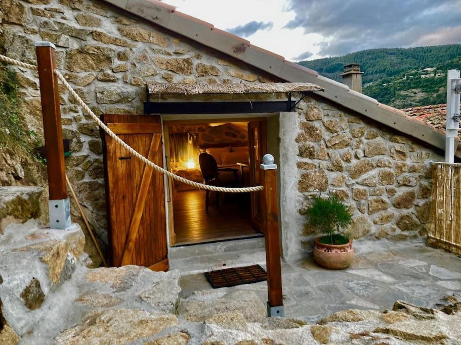 L'Insolite Tamia Asperjoc Exterior photo