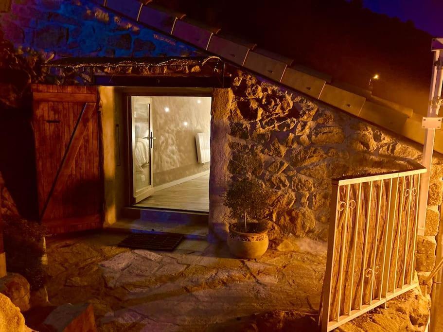 L'Insolite Tamia Asperjoc Exterior photo
